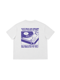 Áo Thun Boxy Doubt Kills More Dreams